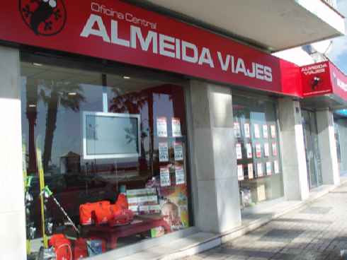 Almeida Viajes pacta condiciones preferentes con Banco Sabadell para sus franquicias